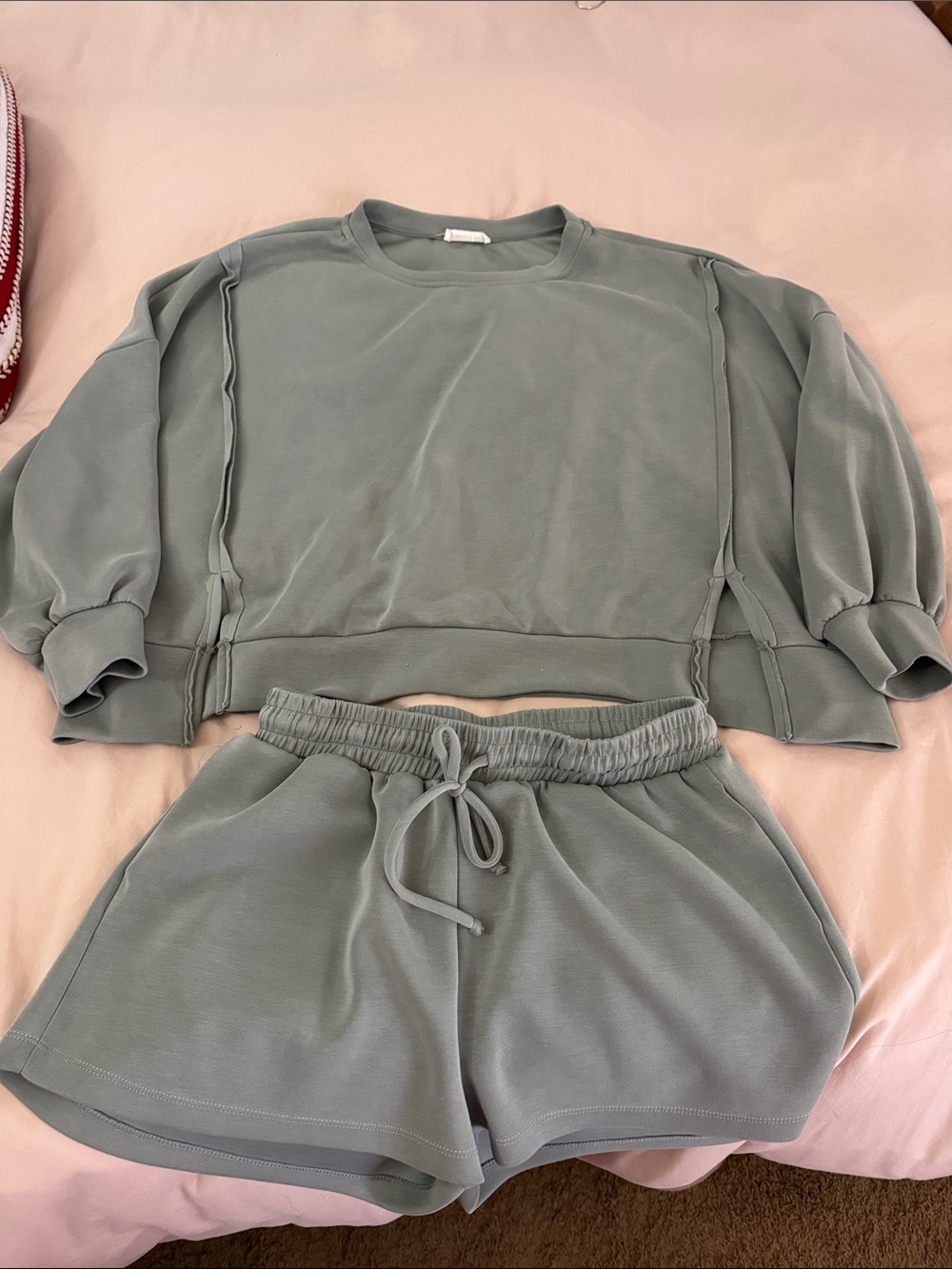 Relaxed Sage Green Women's Sweatshirt and Shorts Set